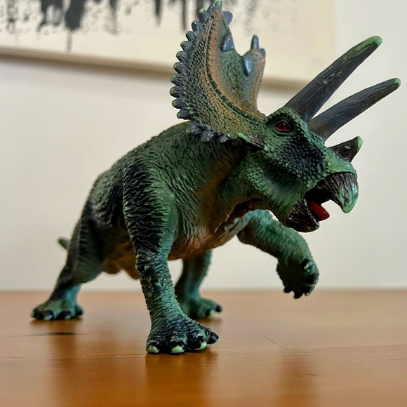 Vintage 90s  Large Triceratops Dinosaur Figure 9” - Picture 3 of 4